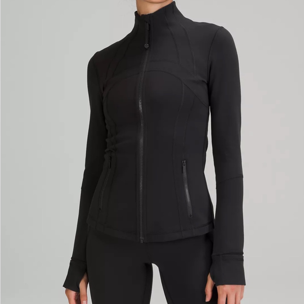 Black Lululemon zip up jacket size 6